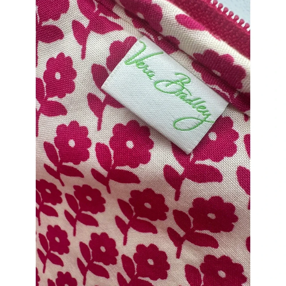 Vera Bradley discover delightful
